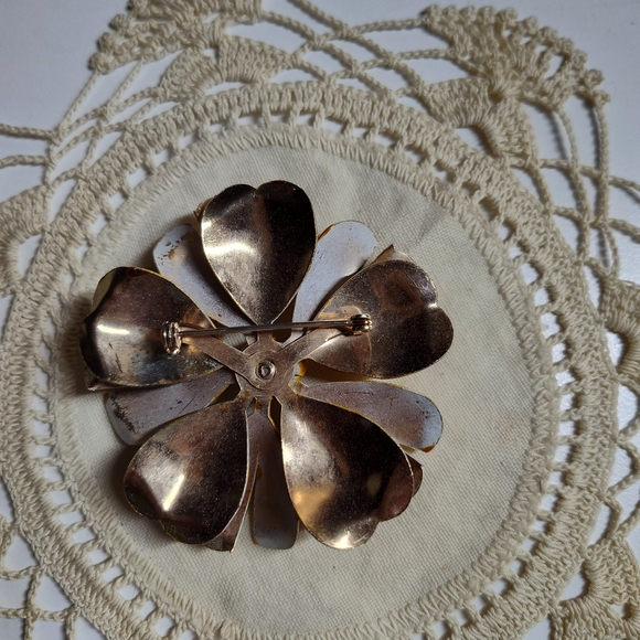 Vintage Yellow and Green Floral Brooch - Picture 2 of 2